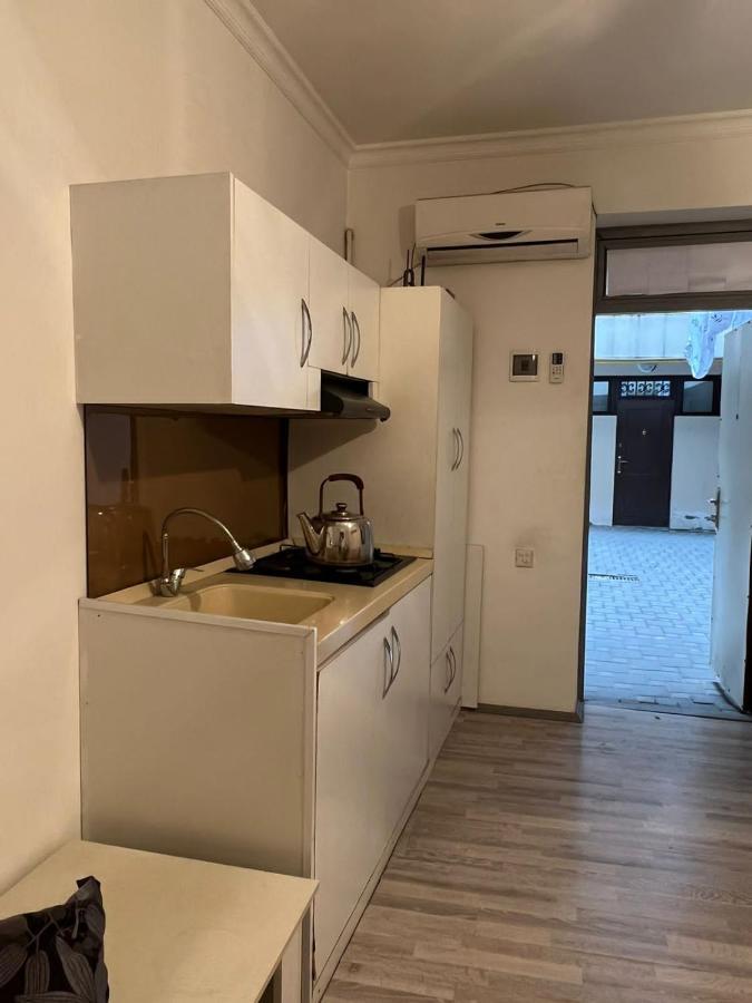 Hellobaku Apartment In Old City Exteriör bild
